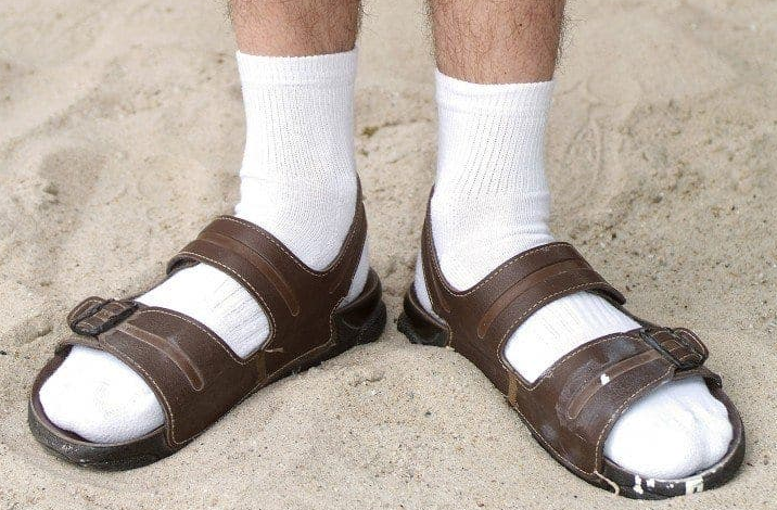 sandalssocks.png